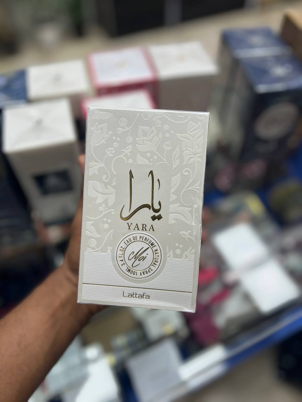 ادکلن یارا برند لطافه